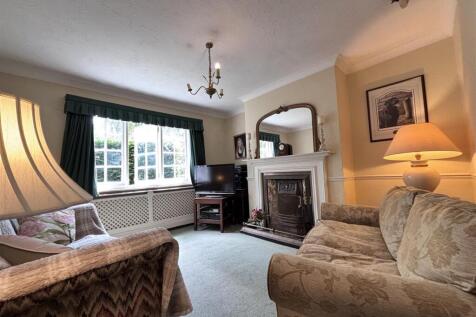Corner Cottages lounge.jpg