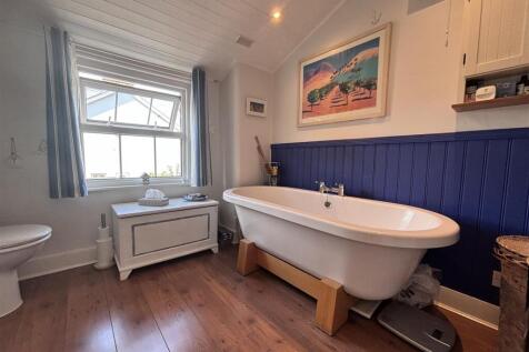 Rushams bath 1.jpg