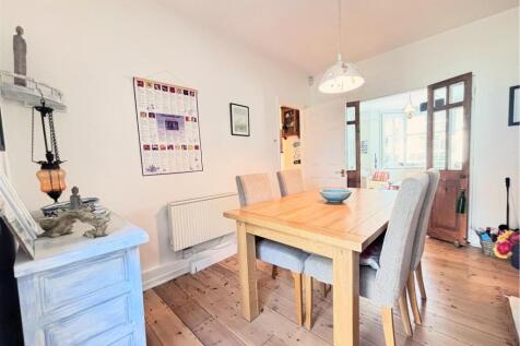 Untitled design (6).jpg