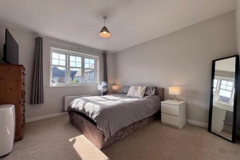 bedroom.jpg