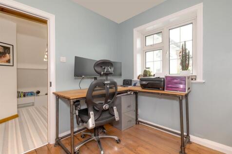bedroom3.jpg