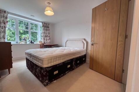 bedroom.jpg