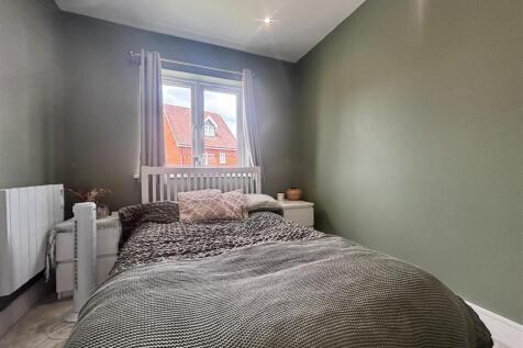 bedroom4.jpg