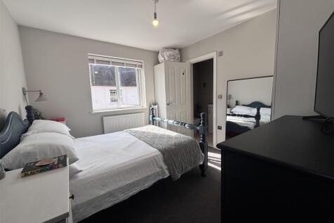 bedroom.jpg