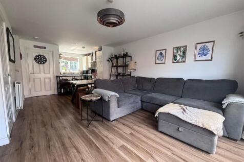 lounge4.jpg