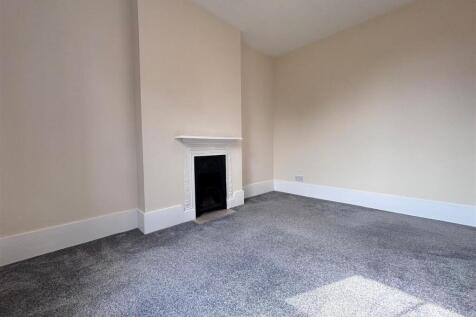 bedroom4.jpg