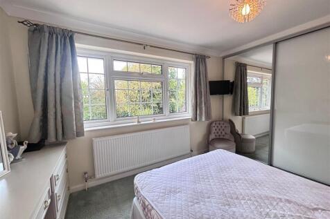 bedroom3.jpg