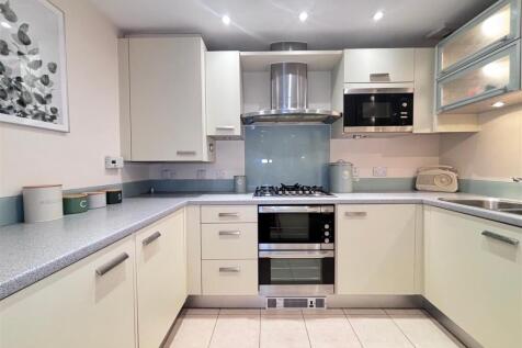 kitchen1.jpg