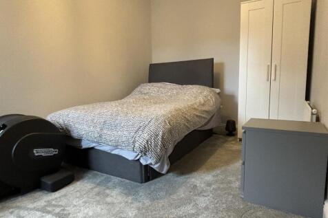 Roffey Park Room 2.jpg