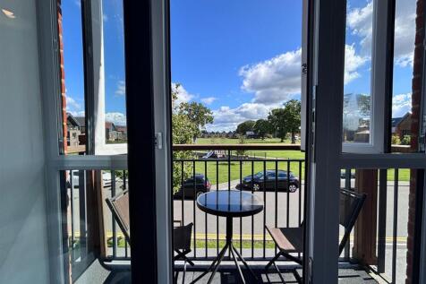 balcony2.jpg