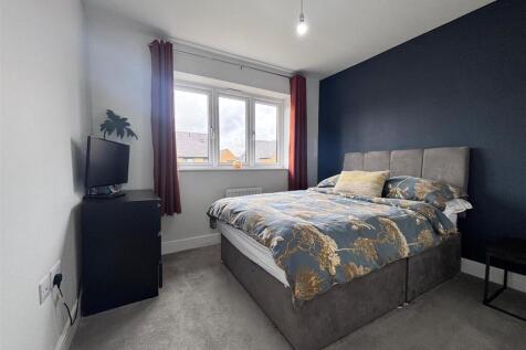 bedroom1.jpg