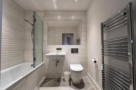 bathroom1.jpg