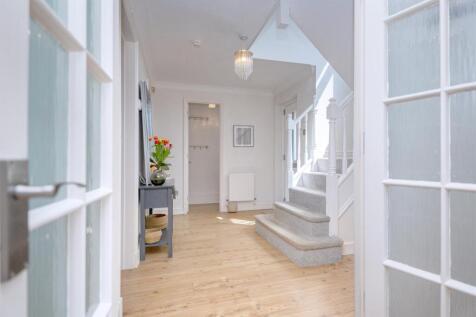 hall-2.jpg