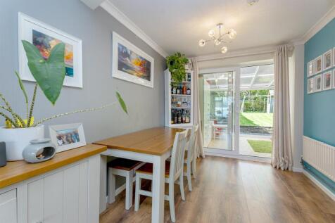 dining-room.jpg