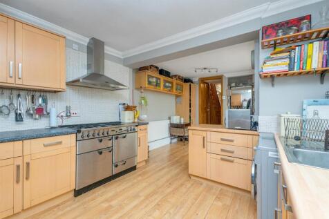 kitchen-2.jpg