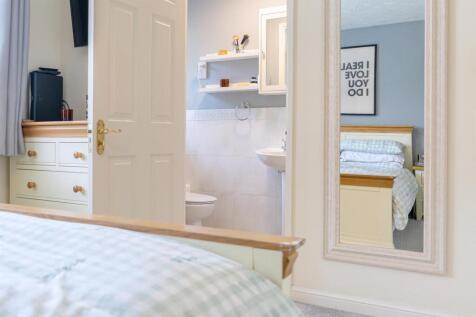 en-suite.jpg