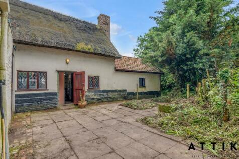 Attik Monks Farm cottage (31).jpg