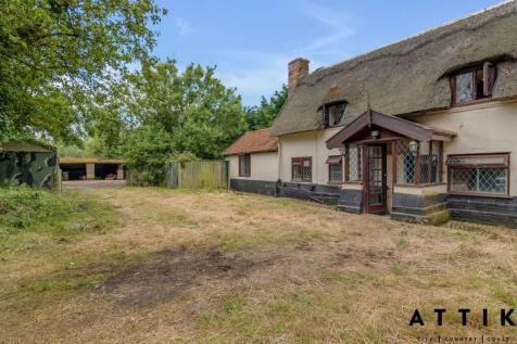 Attik Monks Farm cottage (40).jpg