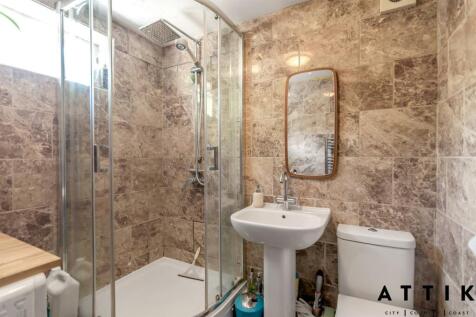 3 Bungay Road, Halesworth, IP19 8HW (15).jpg