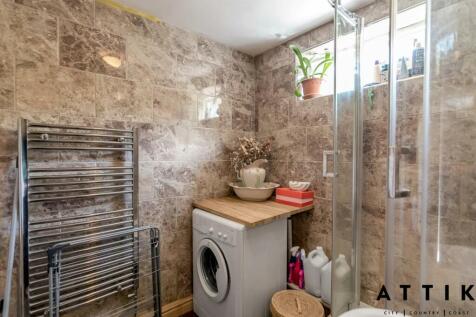 3 Bungay Road, Halesworth, IP19 8HW (14).jpg