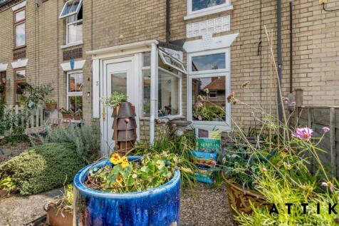 3 Bungay Road, Halesworth, IP19 8HW (3).jpg