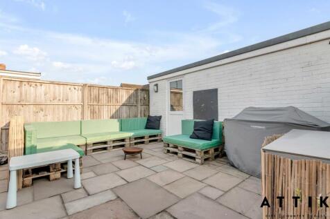 2 Green Park, Harleston, IP20 9DT (6).jpg