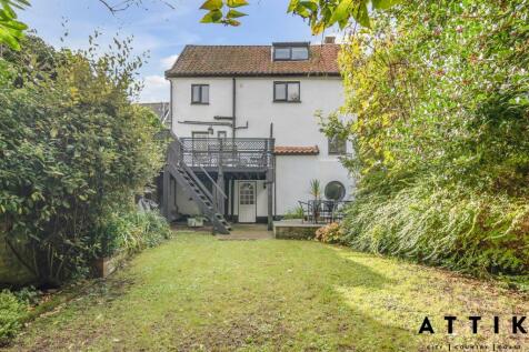 152 Chediston Street, Halesworth IP19 8BD (21).jpg