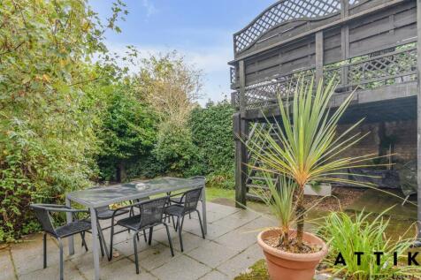 152 Chediston Street, Halesworth IP19 8BD (18).jpg
