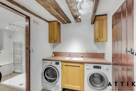 152 Chediston Street, Halesworth IP19 8BD (32).jpg