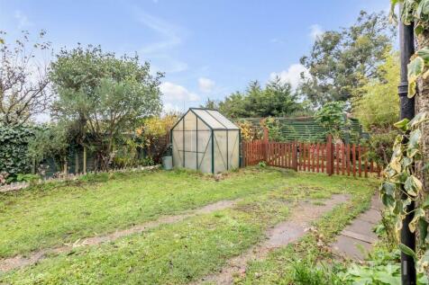 1 The Hill Halesworth Road, Bramfield. IP19 9HR (4