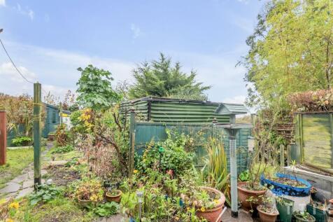 1 The Hill Halesworth Road, Bramfield. IP19 9HR (5