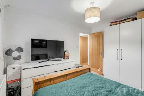 93 Dukes Drive Halesworth IP19 8TJ (10).jpg
