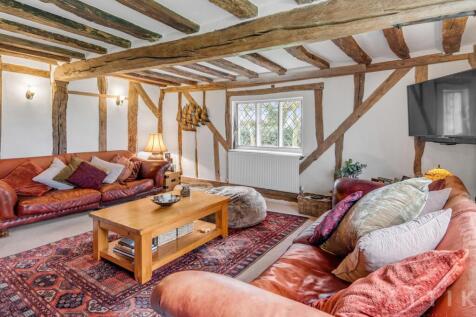 Old thatched cottage Manse Lane Crstfield IP19 0DJ