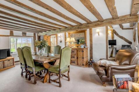 Old thatched cottage Manse Lane Crstfield IP19 0DJ