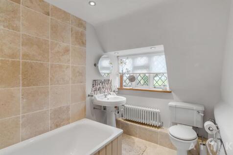 Old thatched cottage Manse Lane Crstfield IP19 0DJ