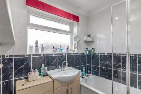 68 High Road Wortwell, Harleston IP20 0EF (12).jpg