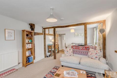 Attik 25 High Street Wangford NR34 8RL (3).jpg