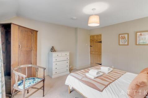 Attik 25 High Street Wangford NR34 8RL (17).jpg