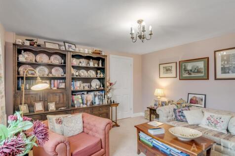 Attik 11 St Johns Road Bungay NR35 1DH (8).jpg