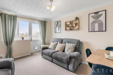 8 Dairy Hill Halesworth IP19 8JS (12).jpg