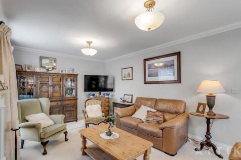 8 Blyth Mews, Halesworth, IP19 8FB (43).jpg
