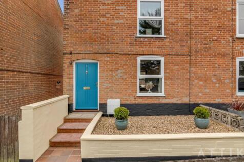 7 Swan Lane, Halesworth, IP19 8LJ (27).jpg