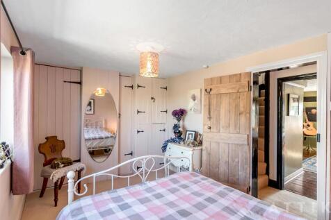 2 Town Farm Cottages IP19 0BE (25).jpg