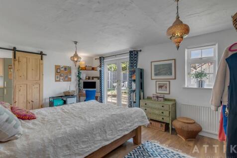 32 Darby Road Beccles NR34 9XX (28).jpg