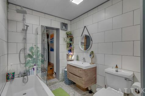 32 Darby Road Beccles NR34 9XX (29).jpg