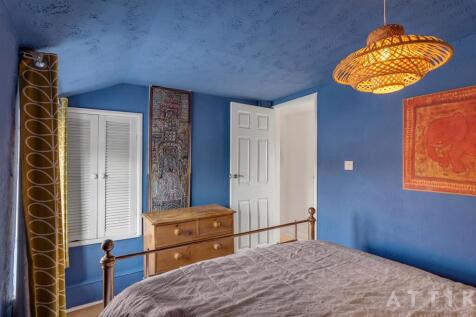 32 Darby Road Beccles NR34 9XX (32).jpg