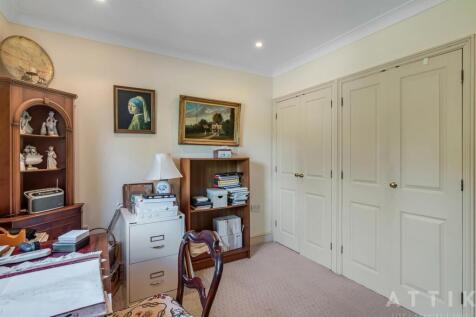 2 Hanbury Close, Halesworth IP19 8DG (21).jpg
