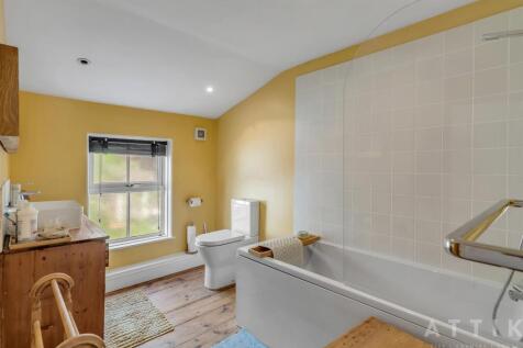 57 Quay Street Halesworth IP19 8EY (38).jpg