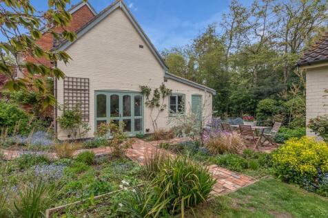 1 Harleston Road Linstead IP19 0LE (35).jpg