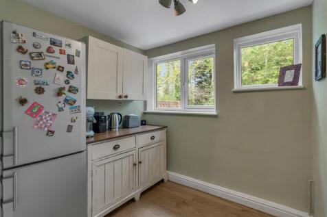 1 Harleston Road Linstead IP19 0LE (27).jpg